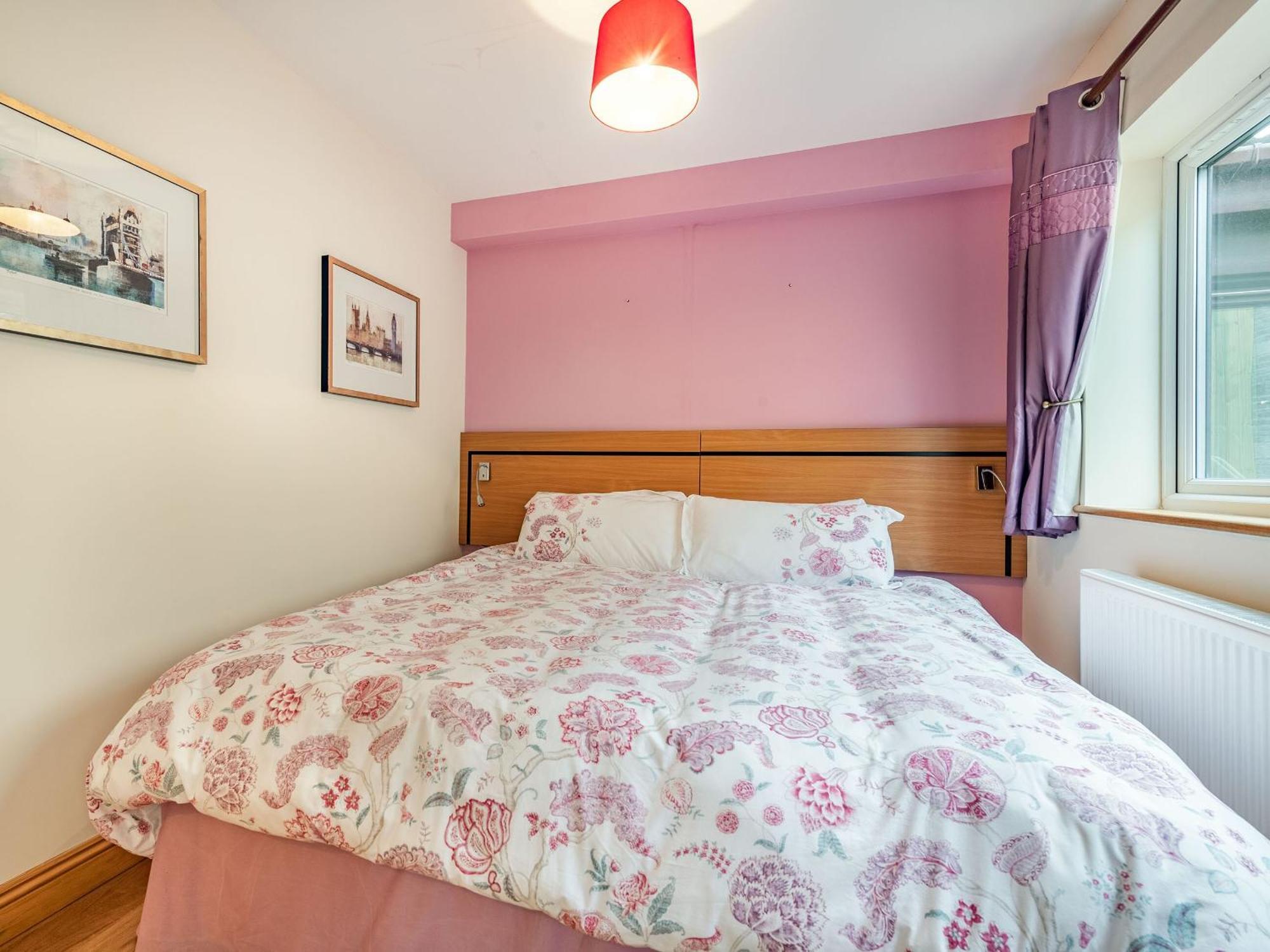 Paradise Cinderford Extérieur photo
