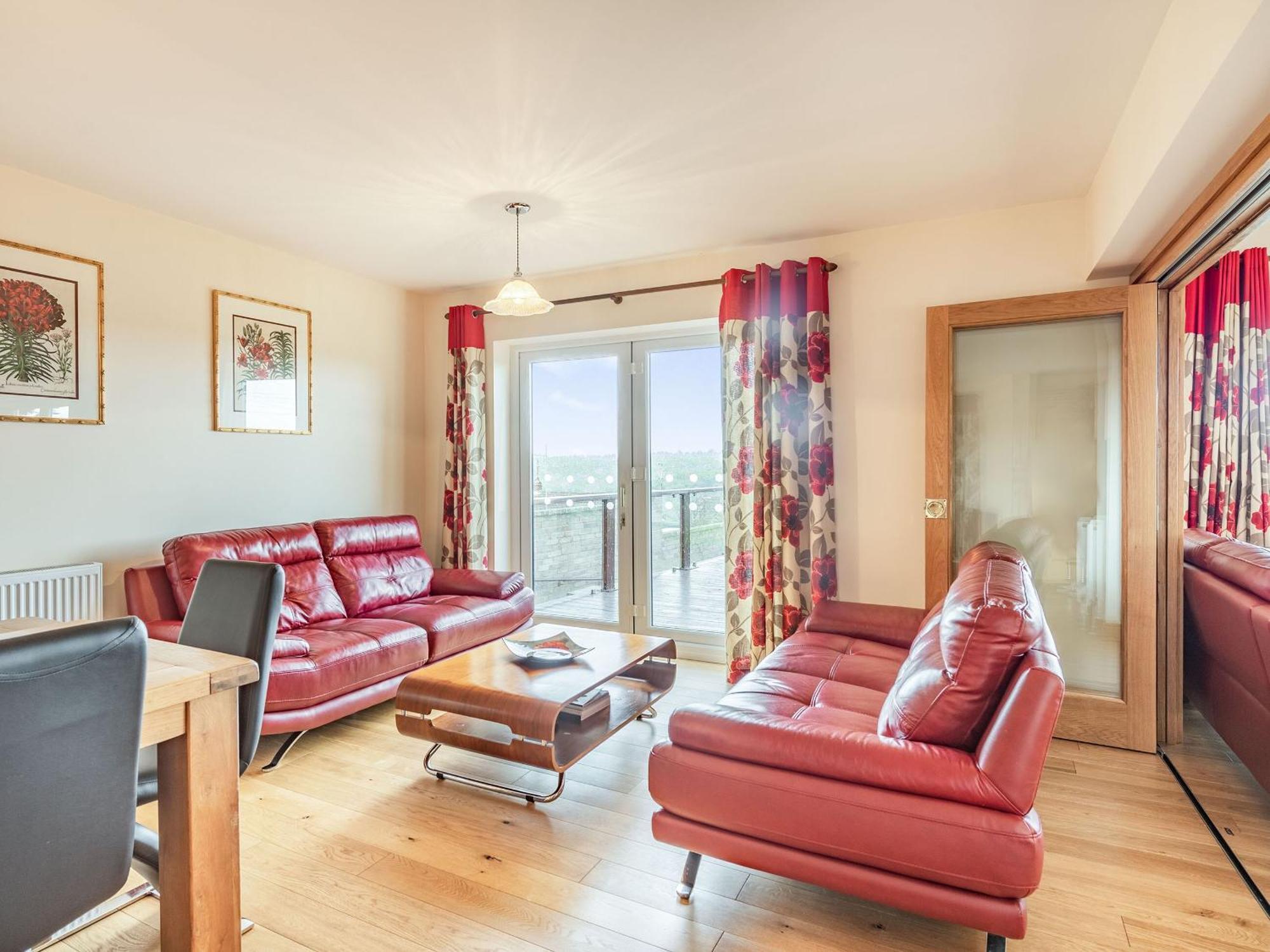 Paradise Cinderford Extérieur photo