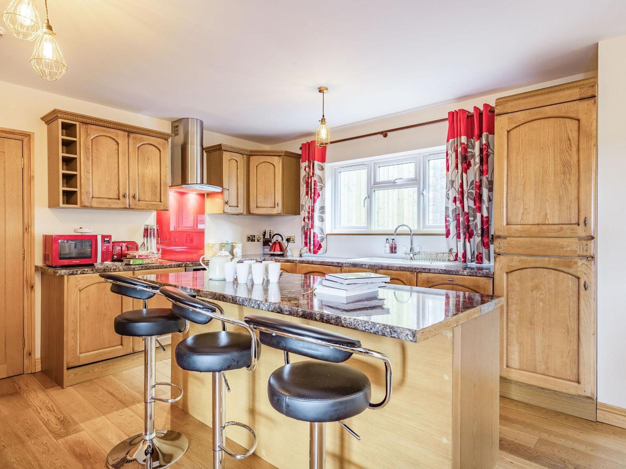 Paradise Cinderford Extérieur photo